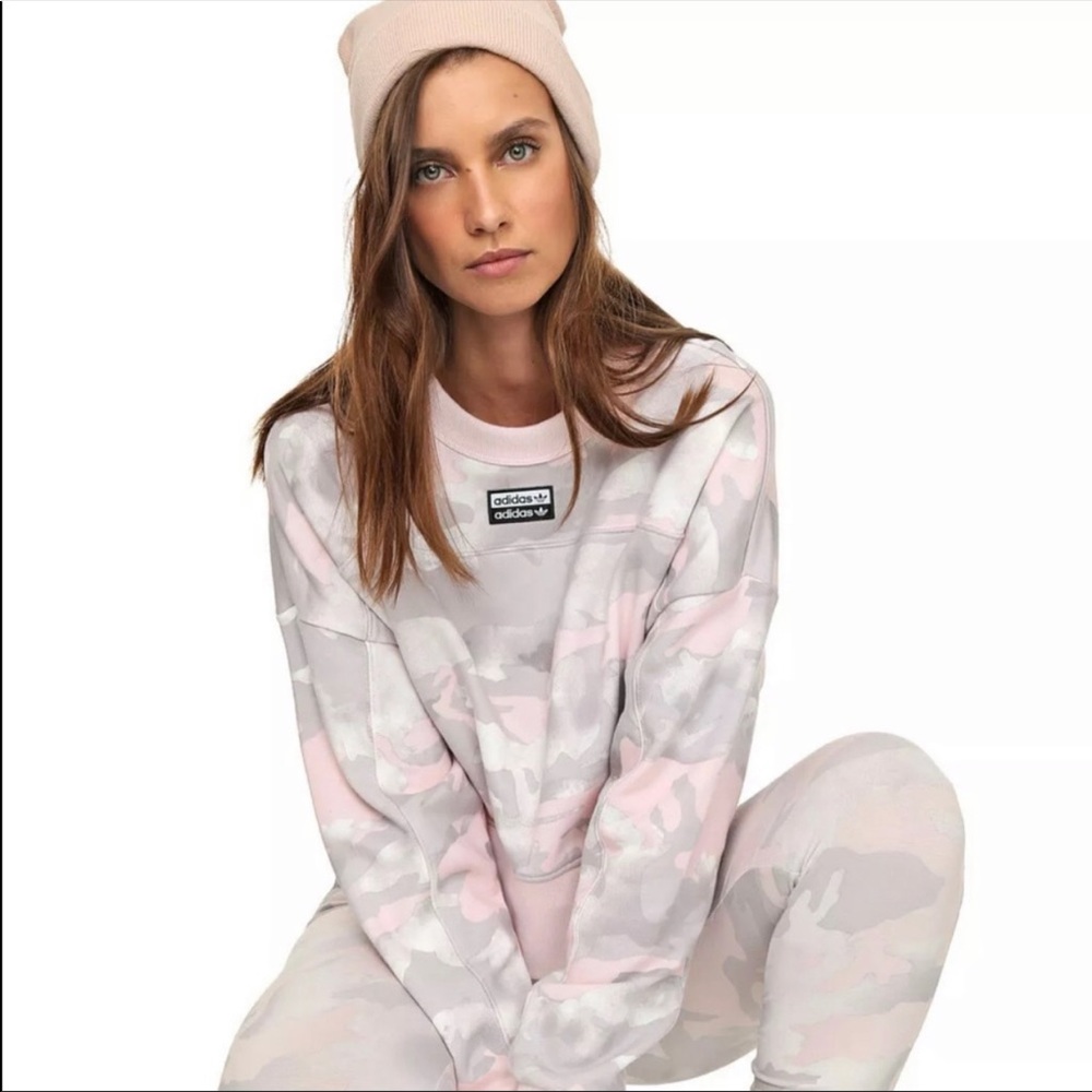 Adidas pink Camo Crop Sweatshirt size Medium